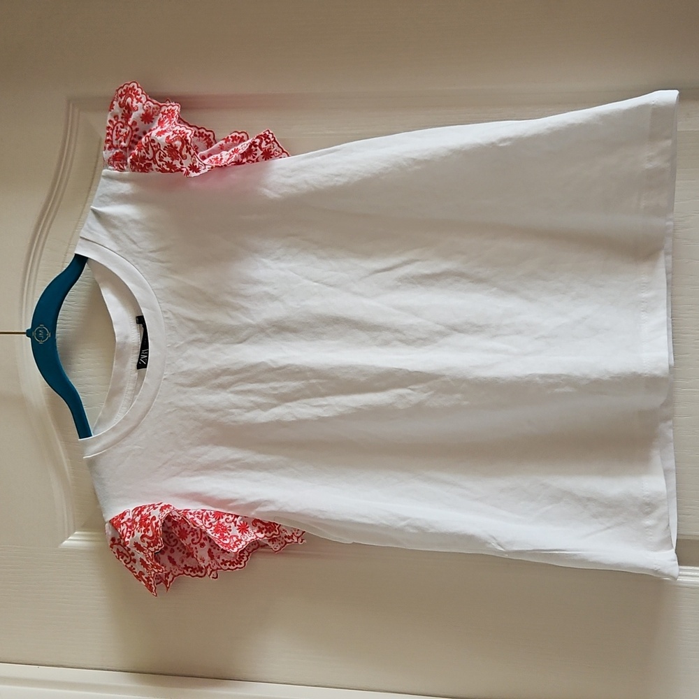 Zara White Tee with Red Floral Sleeves